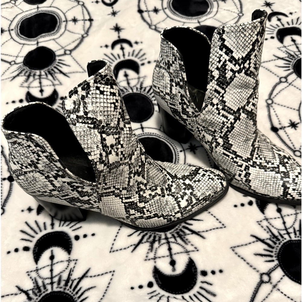White Snake Skin Booties size 9